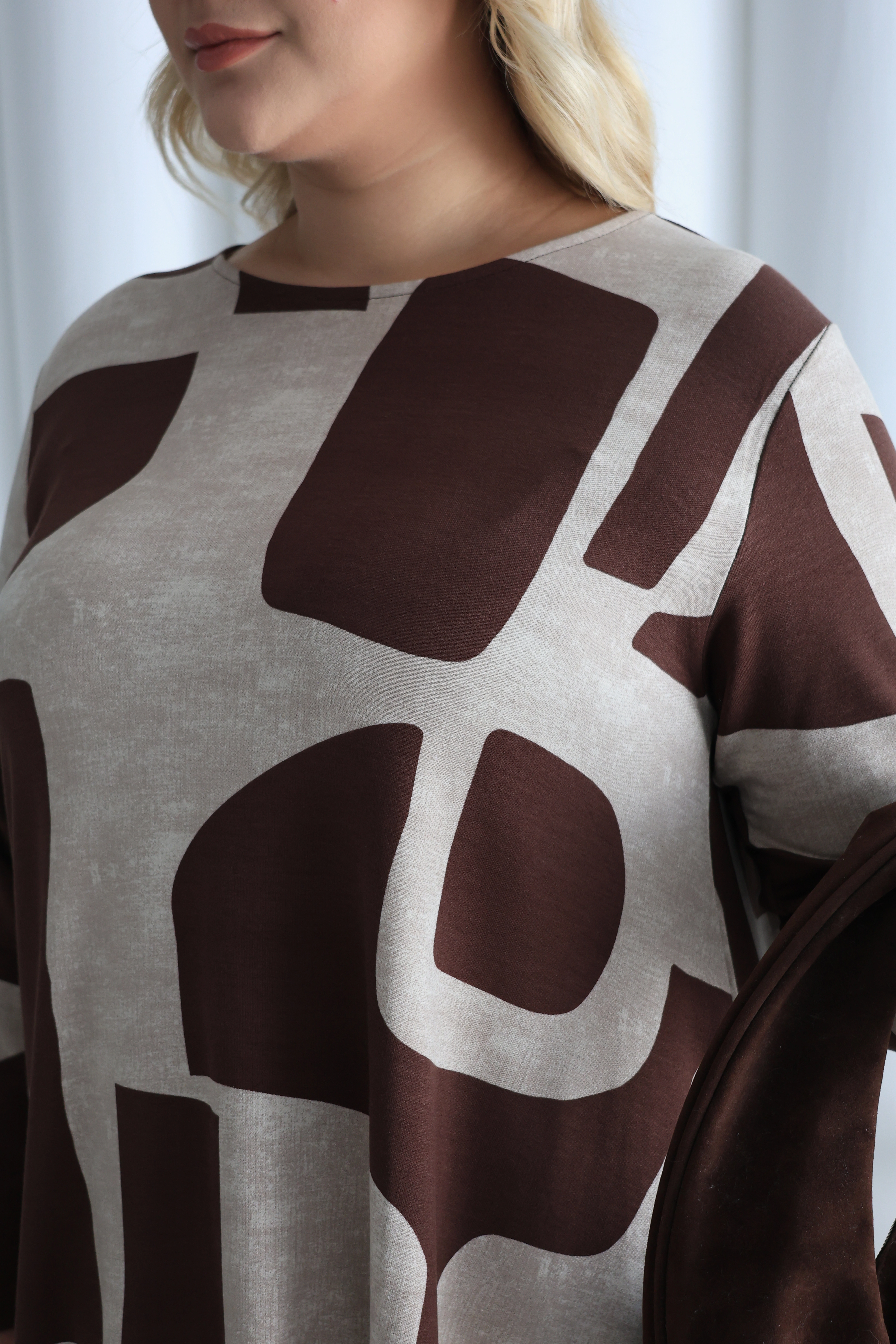 Düz Kesim Rahat Oversize Tunik – Günlük ve Şık Kombinler İçin