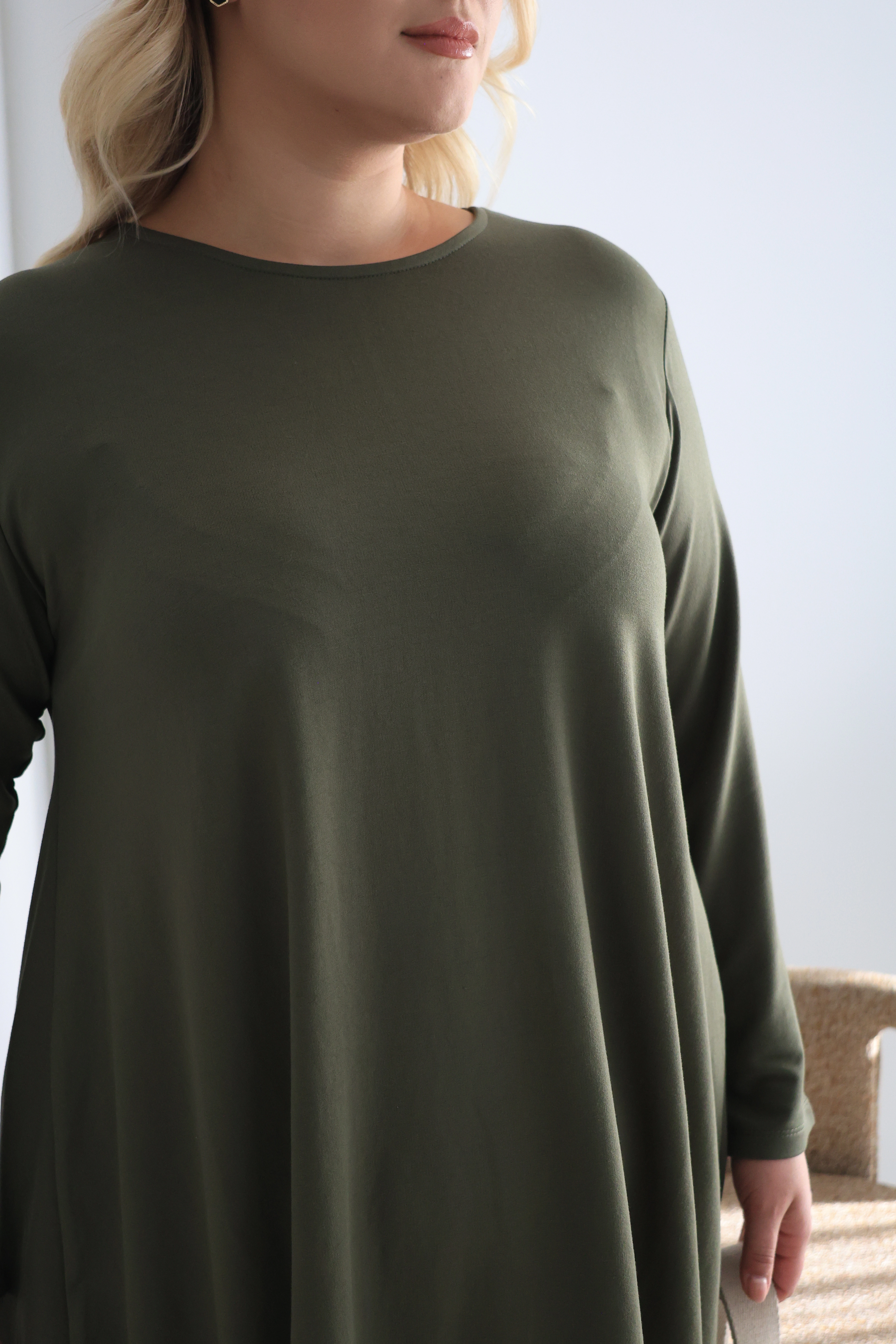 Düz Kesim Rahat Oversize Tunik – Günlük ve Şık Kombinler İçin