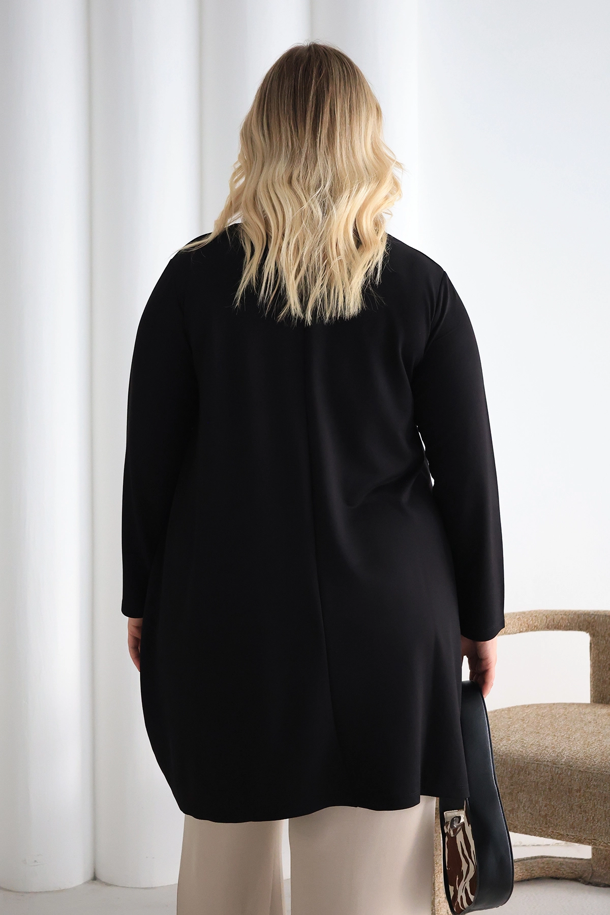 Düz Kesim Rahat Oversize Tunik – Günlük ve Şık Kombinler İçin ZPLUS XXL