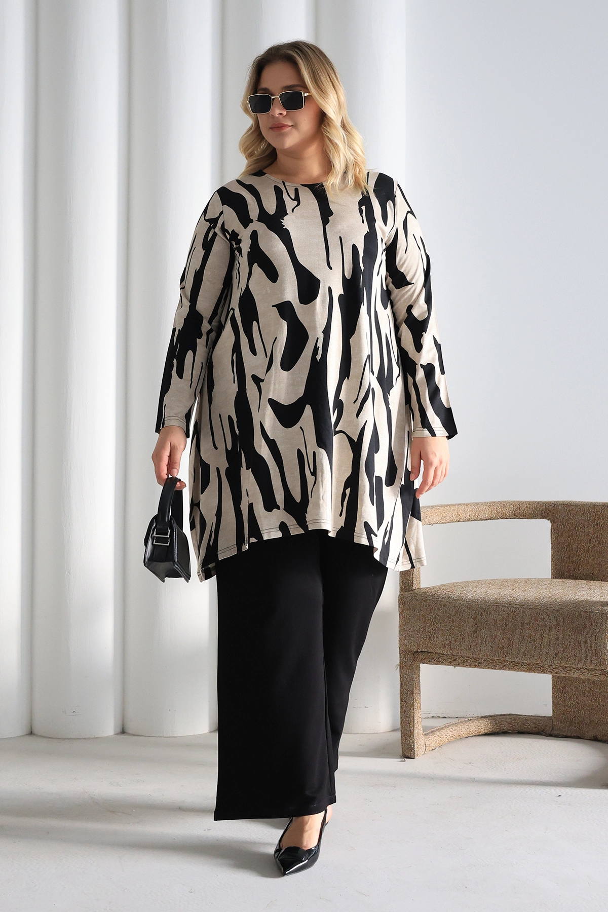 Düz Kesim Rahat Oversize Tunik – Günlük ve Şık Kombinler İçin ZPLUS XXL /h1