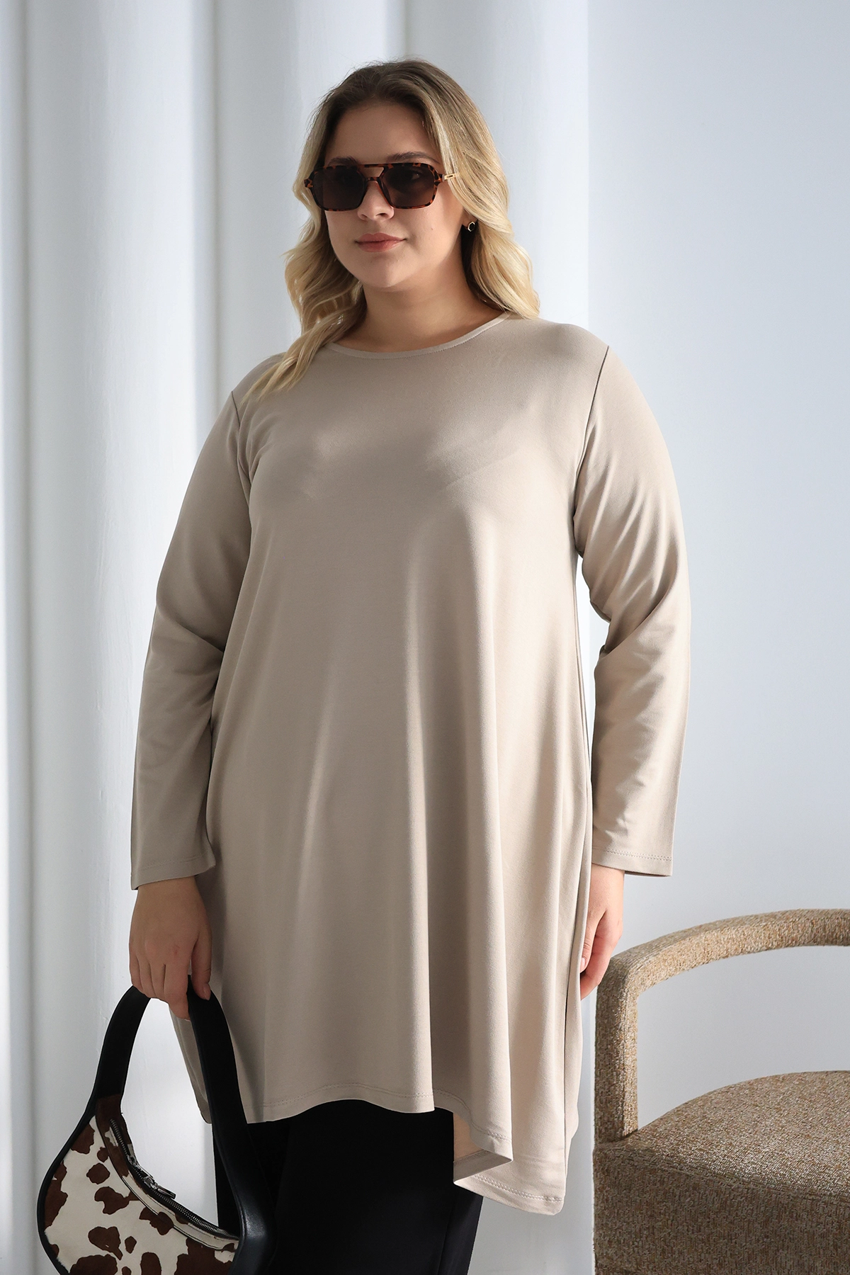 Düz Kesim Rahat Oversize Tunik – Günlük ve Şık Kombinler İçin ZPLUS XXL